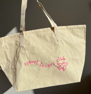 travel lovers club pink