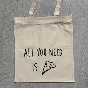 all you need is pizza (+ zamek błyskawiczny)